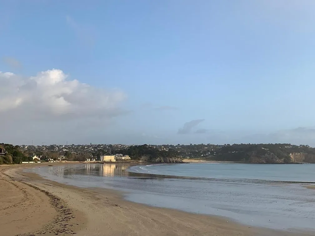 Holiday home Le Penty De Lesquiffinec France